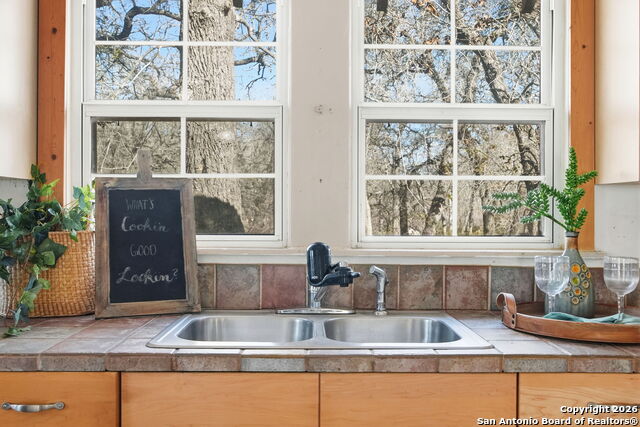 Image 47 of 71 For 843 County Road 331