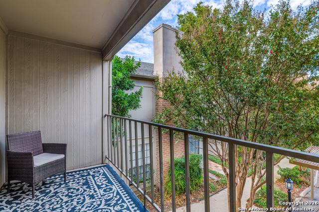 Image 5 of 25 For 7711 Callaghan  Apt 905