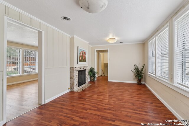 Image 11 of 49 For 4921 Hodges