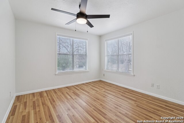 Image 17 of 49 For 4921 Hodges