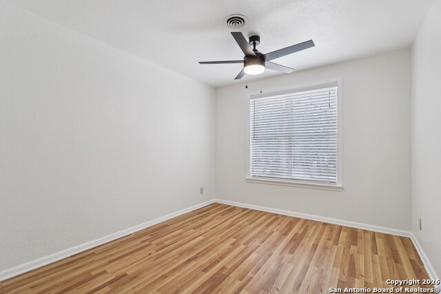 Image 19 of 49 For 4921 Hodges