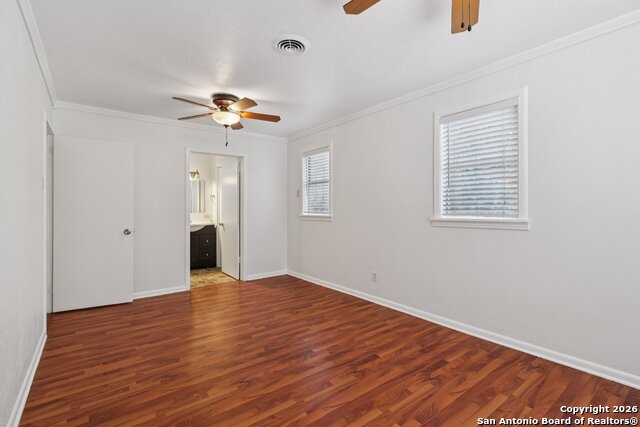 Image 24 of 49 For 4921 Hodges