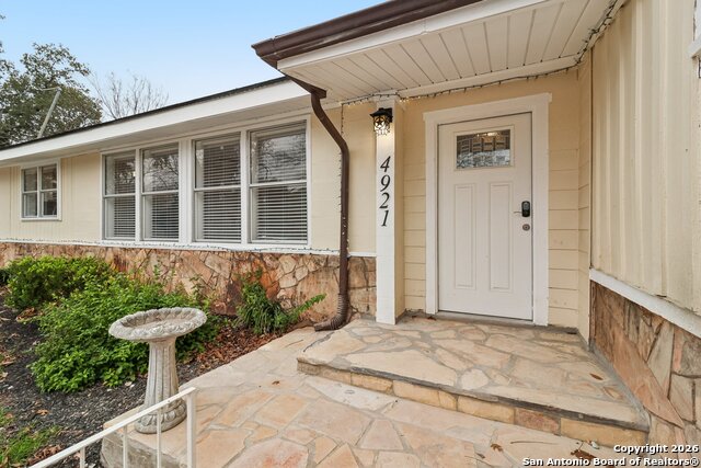 Image 6 of 49 For 4921 Hodges