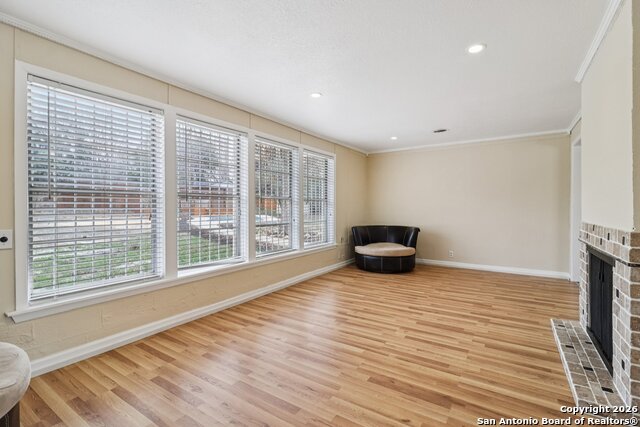 Image 9 of 49 For 4921 Hodges