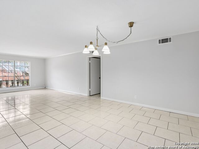 Image 11 of 30 For 7500 Callaghan  222