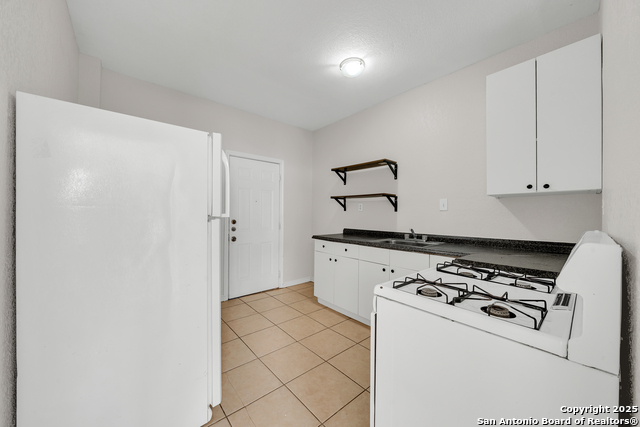 Image 11 of 32 For 1409 Woodlawn W