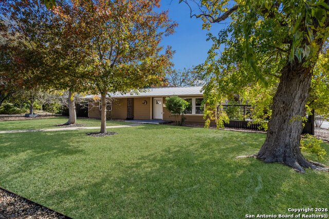 Image 3 of 29 For 1000 Ivy Lane