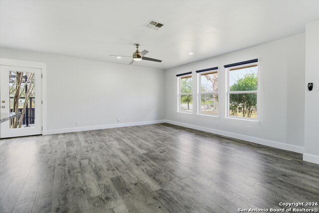 Image 8 of 29 For 1000 Ivy Lane