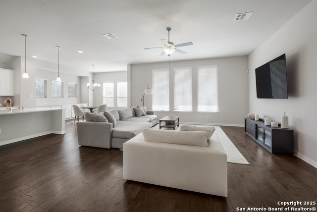 Image 3 of 29 For 1610 Nightshade