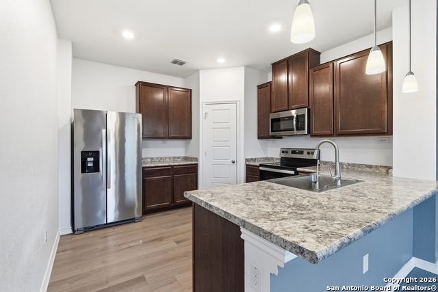 Image 20 of 44 For 8338 Belgard