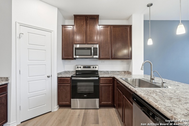 Image 21 of 44 For 8338 Belgard