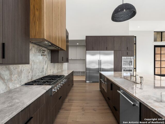 Listing photo id 13 for 11129 Barreal