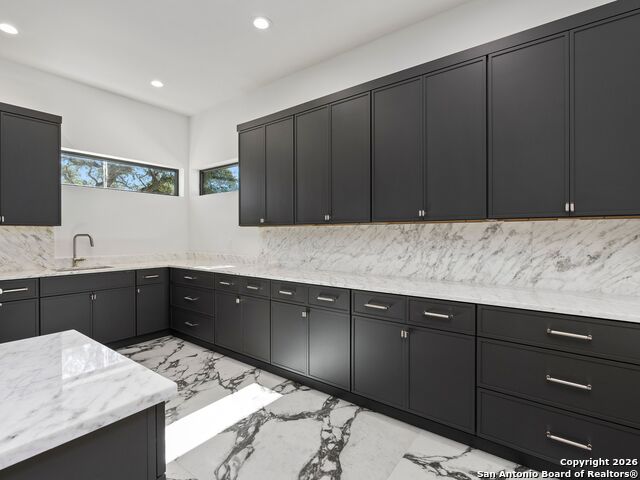 Listing photo id 35 for 11129 Barreal