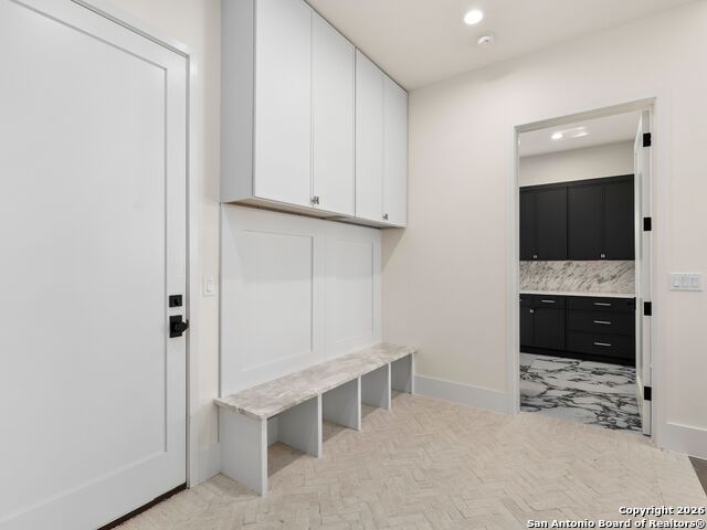 Listing photo id 36 for 11129 Barreal