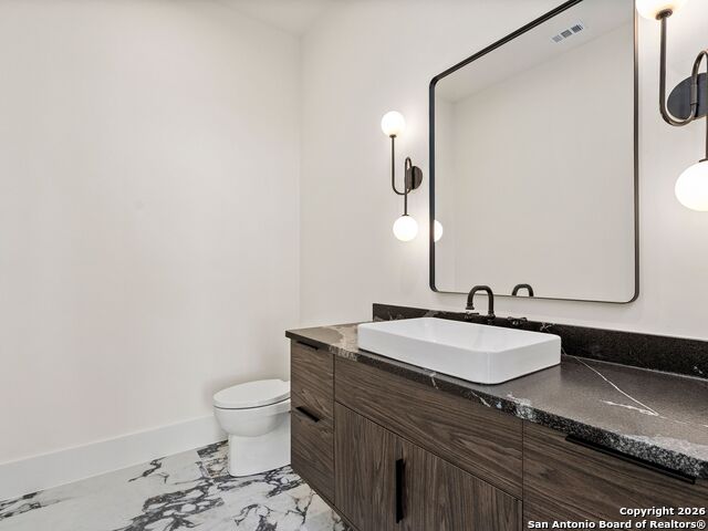 Listing photo id 37 for 11129 Barreal