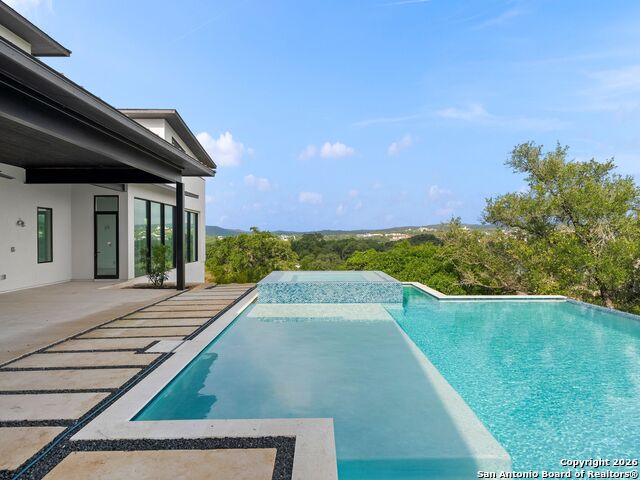 Listing photo id 45 for 11129 Barreal