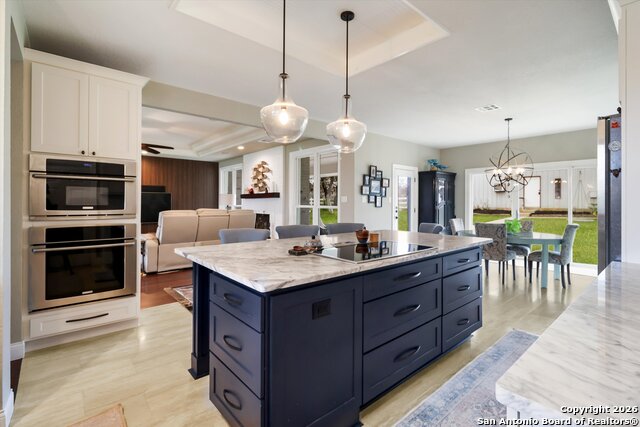 Listing photo id 10 for 329 Cimarron