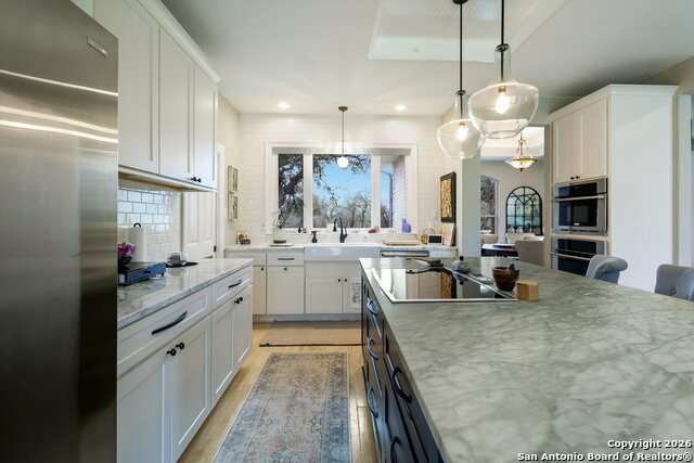 Listing photo id 11 for 329 Cimarron