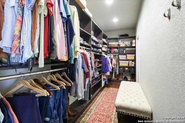 Listing photo id 16 for 329 Cimarron