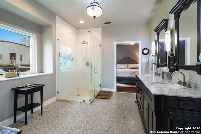 Listing photo id 19 for 329 Cimarron