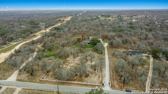 Listing photo id 28 for 329 Cimarron