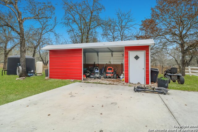 Listing photo id 39 for 329 Cimarron