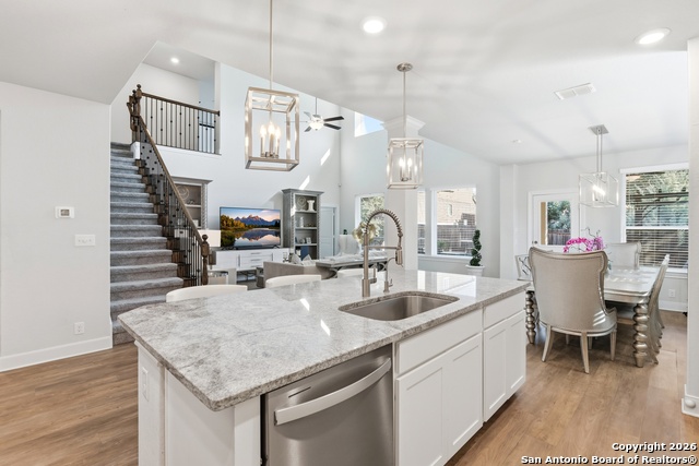 Image 12 of 39 For 8334 Two Winds