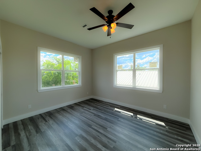 Image 25 of 28 For 131 Friendlywood