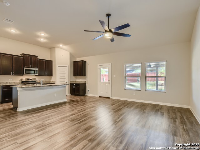 Image 5 of 28 For 11518 Biddle Heights