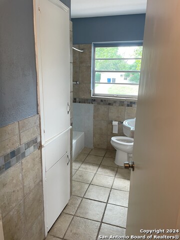 Image 10 of 17 For 742 Olney  