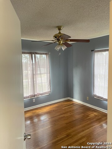 Image 11 of 17 For 742 Olney  