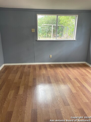 Image 15 of 17 For 742 Olney  