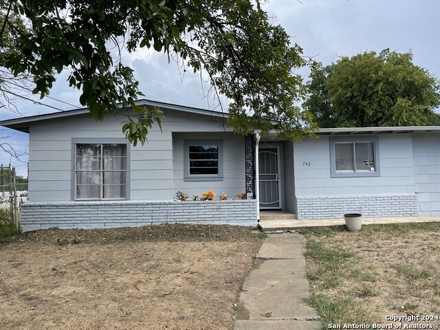 Image 17 of 17 For 742 Olney  