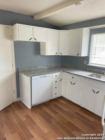 Image 5 of 17 For 742 Olney  