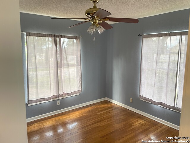 Image 8 of 17 For 742 Olney  