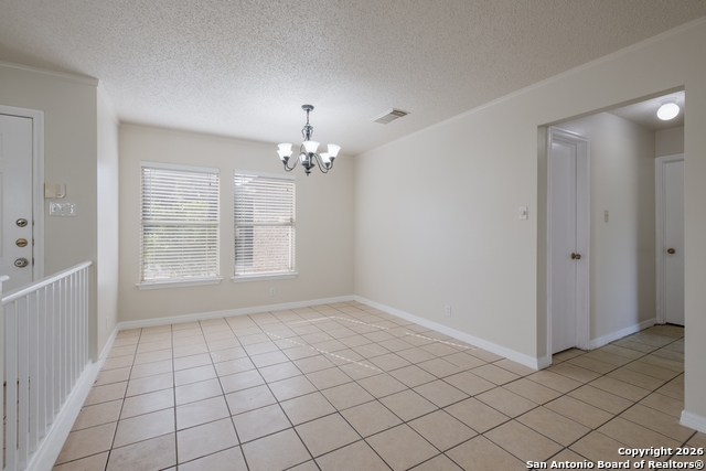 Listing photo id 1 for 10217 Sandbrook