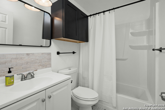 Image 18 of 24 For 6248 Valley Queen