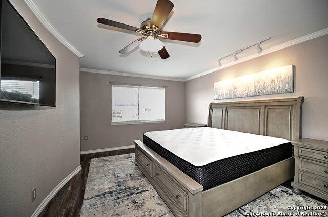 Image 19 of 28 For 10819 Crown S