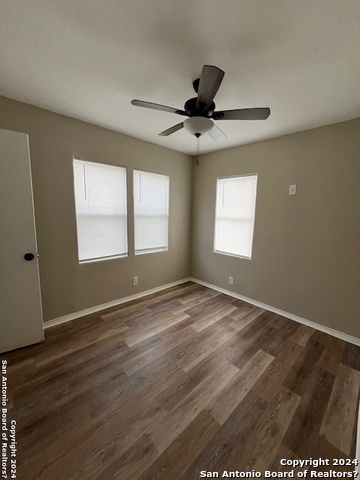 Image 9 of 16 For 136 Hilary St  1