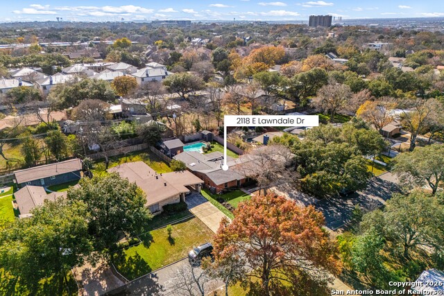 Image 47 of 53 For 2118 Lawndale Dr E