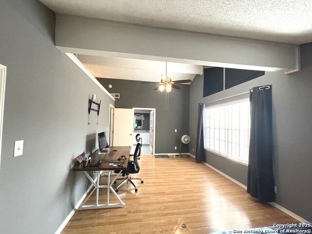 Image 11 of 24 For 11815 Vance Jackson  601a