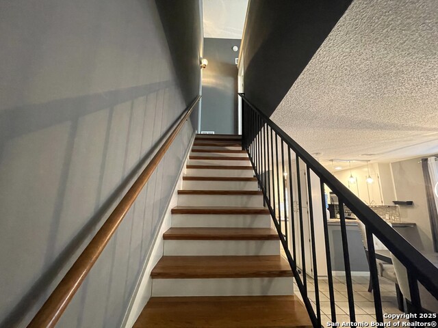 Image 7 of 24 For 11815 Vance Jackson  601a