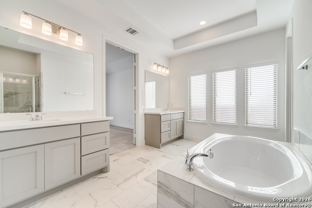 Image 17 of 25 For 335 Alpine Lakes