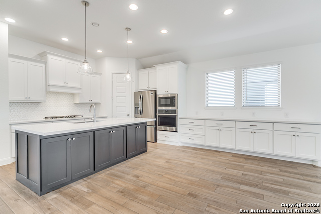 Image 6 of 25 For 335 Alpine Lakes