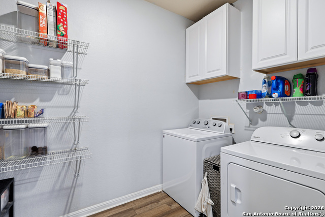 Image 15 of 25 For 512 Livingston Dr