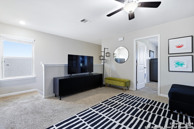 Image 17 of 25 For 512 Livingston Dr