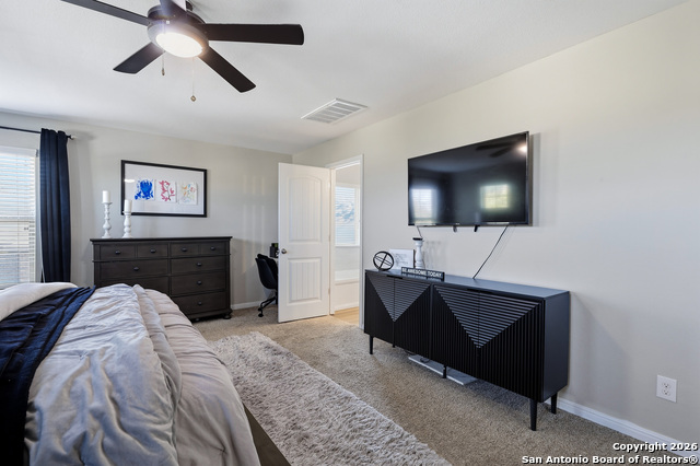 Image 19 of 25 For 512 Livingston Dr