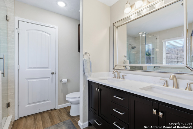 Image 22 of 25 For 512 Livingston Dr