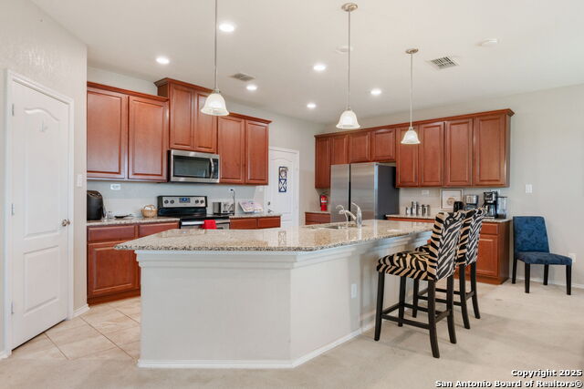 Image 5 of 26 For 7910 Emmeline Dr