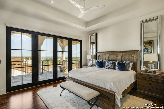 Listing photo id 22 for 20 Vittoria Ridge